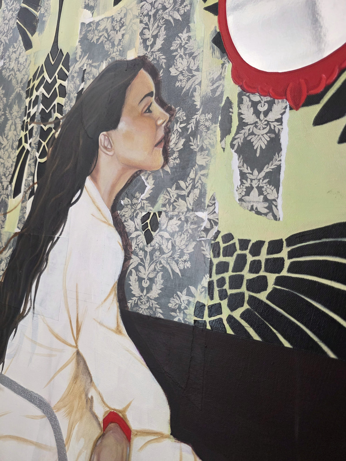 Talking Walls of a Flightless Bird
